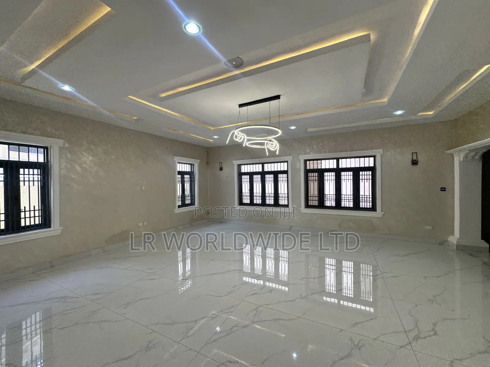 9bdrm Mansion in Asokoro for sale