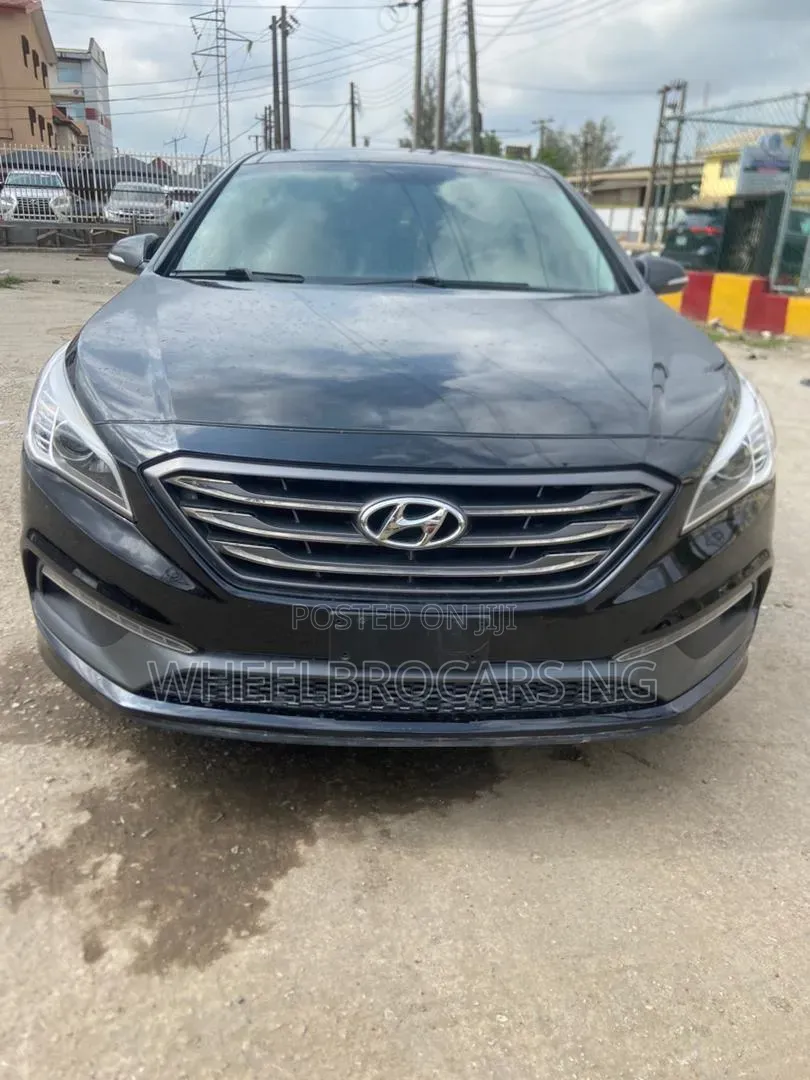 Hyundai Sonata Sport Sedan FWD (2.4L 4cyl 6A) 2016 Black