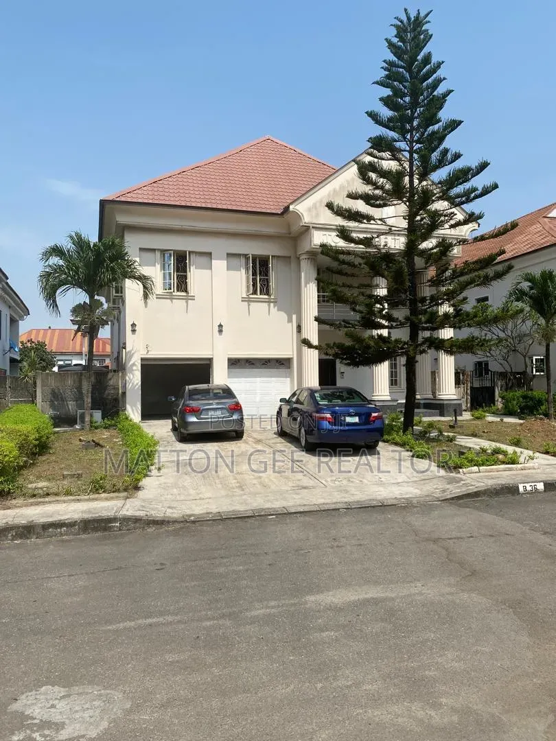 Furnished 6bdrm House in Nicon Town for sale