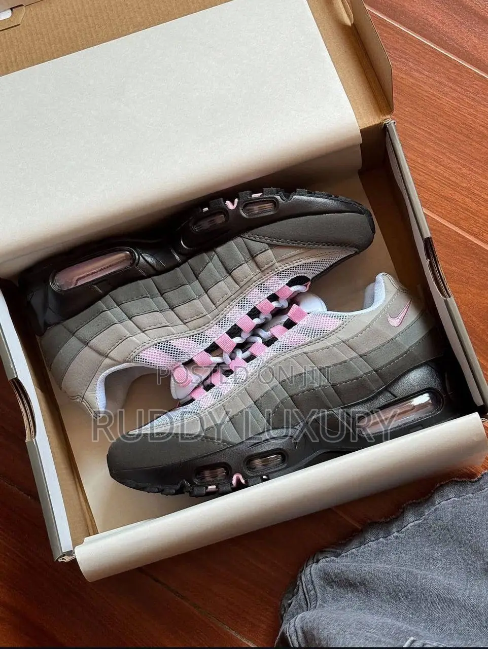 Nike Airmax Og Big Bubble Pink Foam / Buy One Get a Free Sock