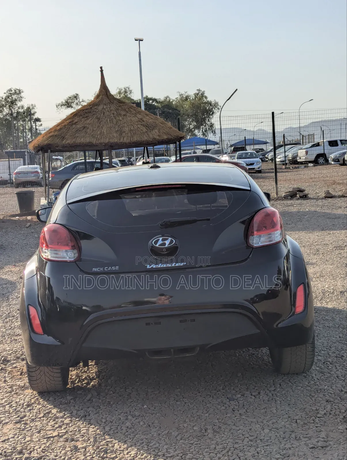 Hyundai Veloster 3dr Hatchback w/Black Interior (1.6L 4cyl 6M) 2014