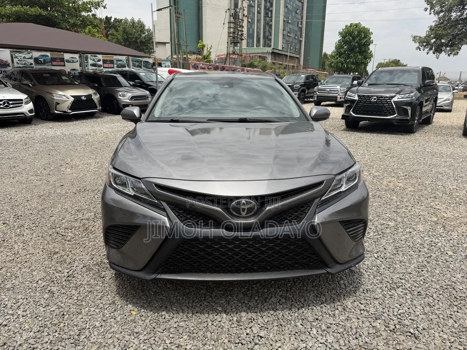 Toyota Camry 2018 Gray
