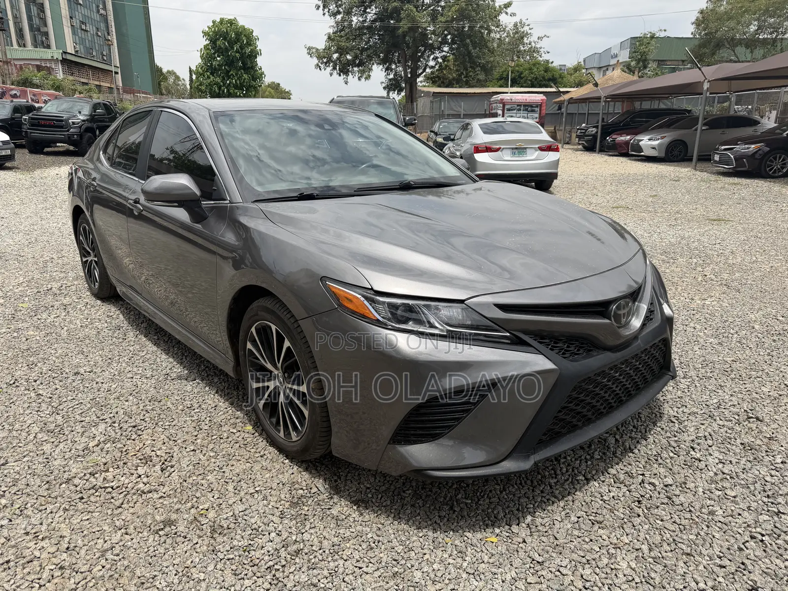 Toyota Camry 2018 Gray