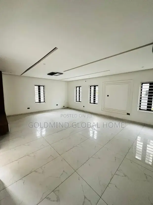 4bdrm Duplex in Lugbe - Abuja for sale