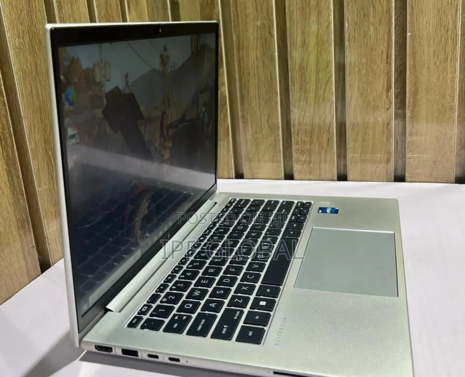 Laptop HP EliteBook 840 G10 16GB Intel Core i7 SSD 512GB