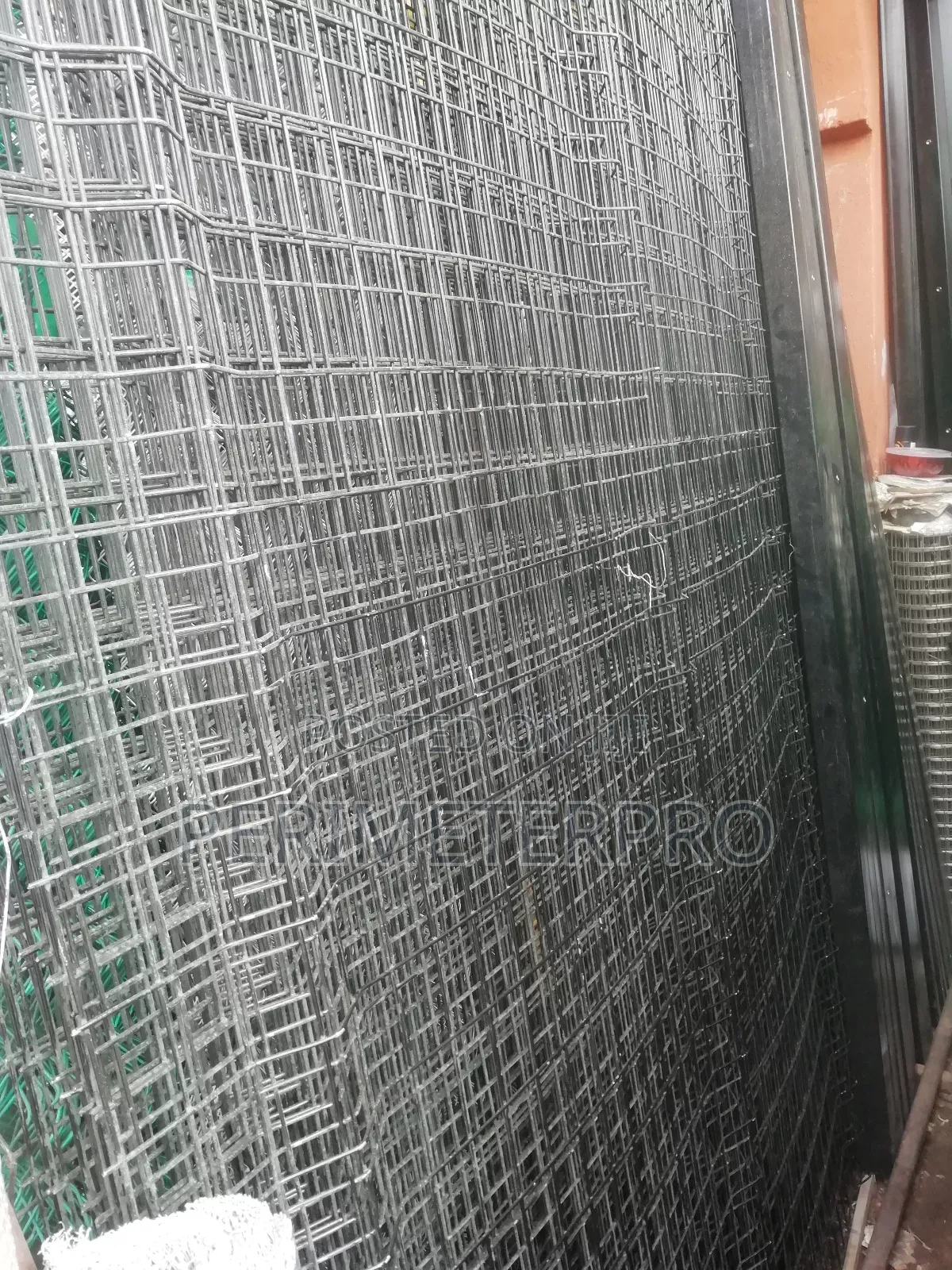 Mesh Iron for Fencing