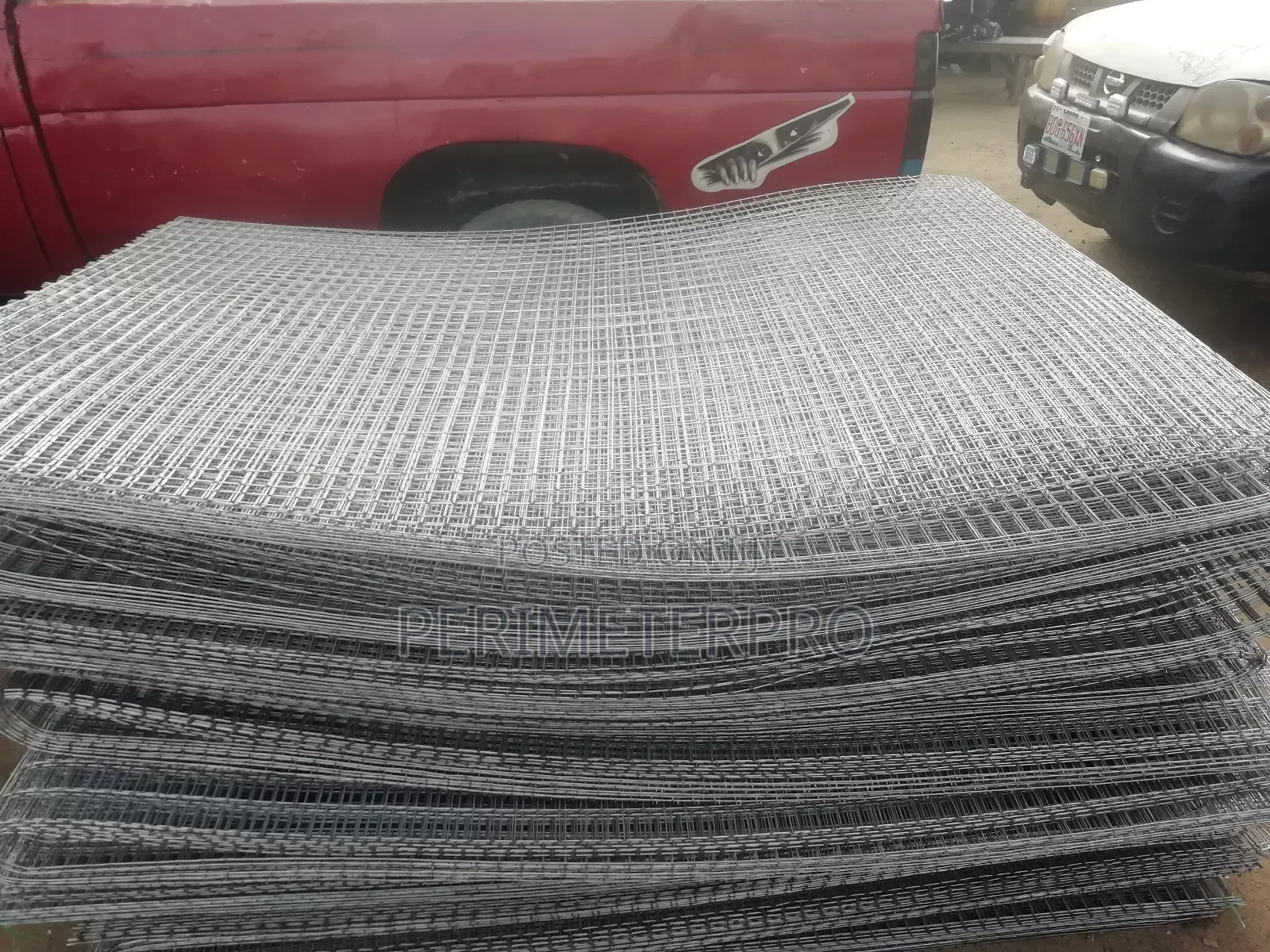 Mesh Iron for Fencing