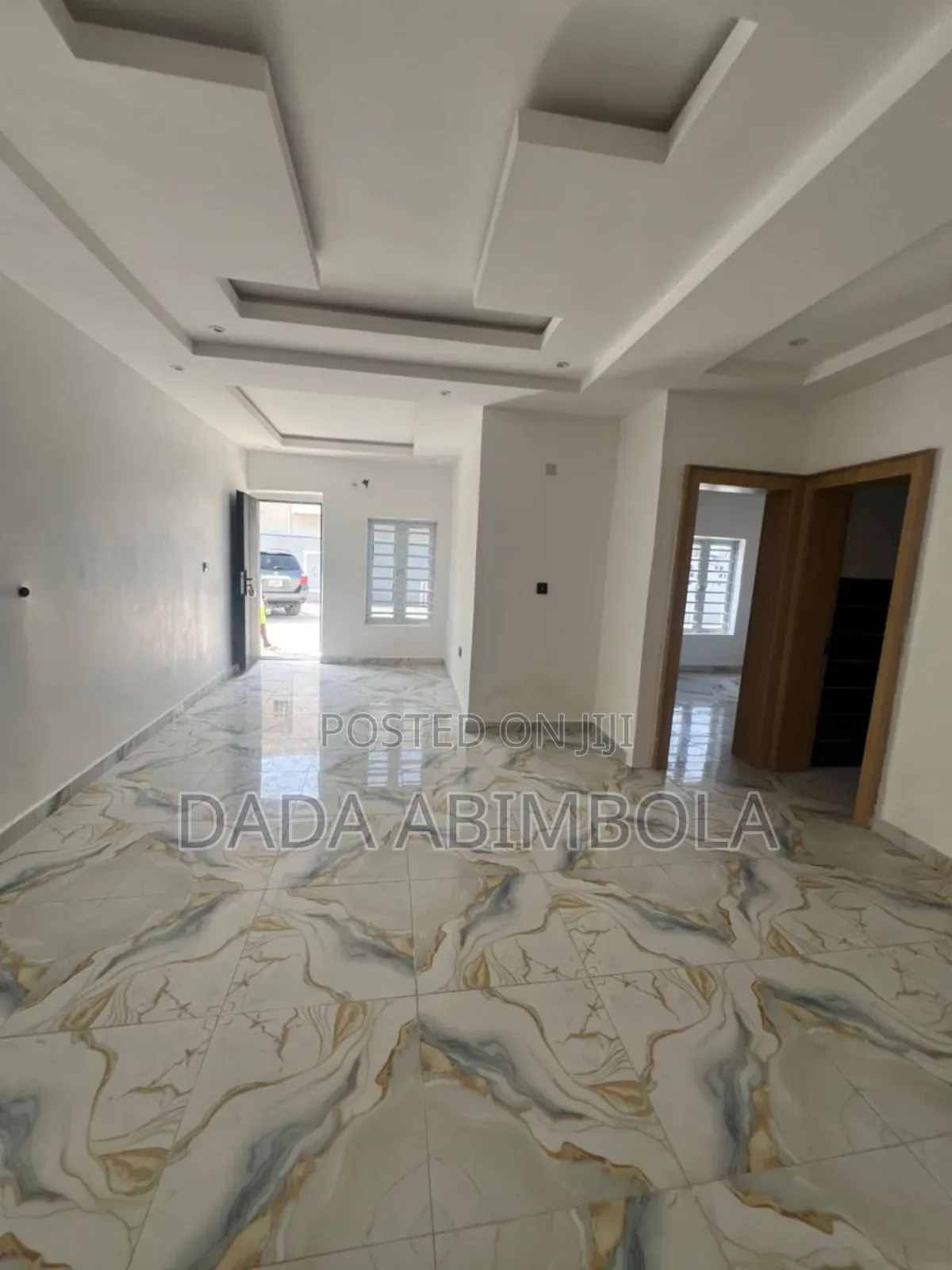 2bdrm Apartment in Chevron for sale