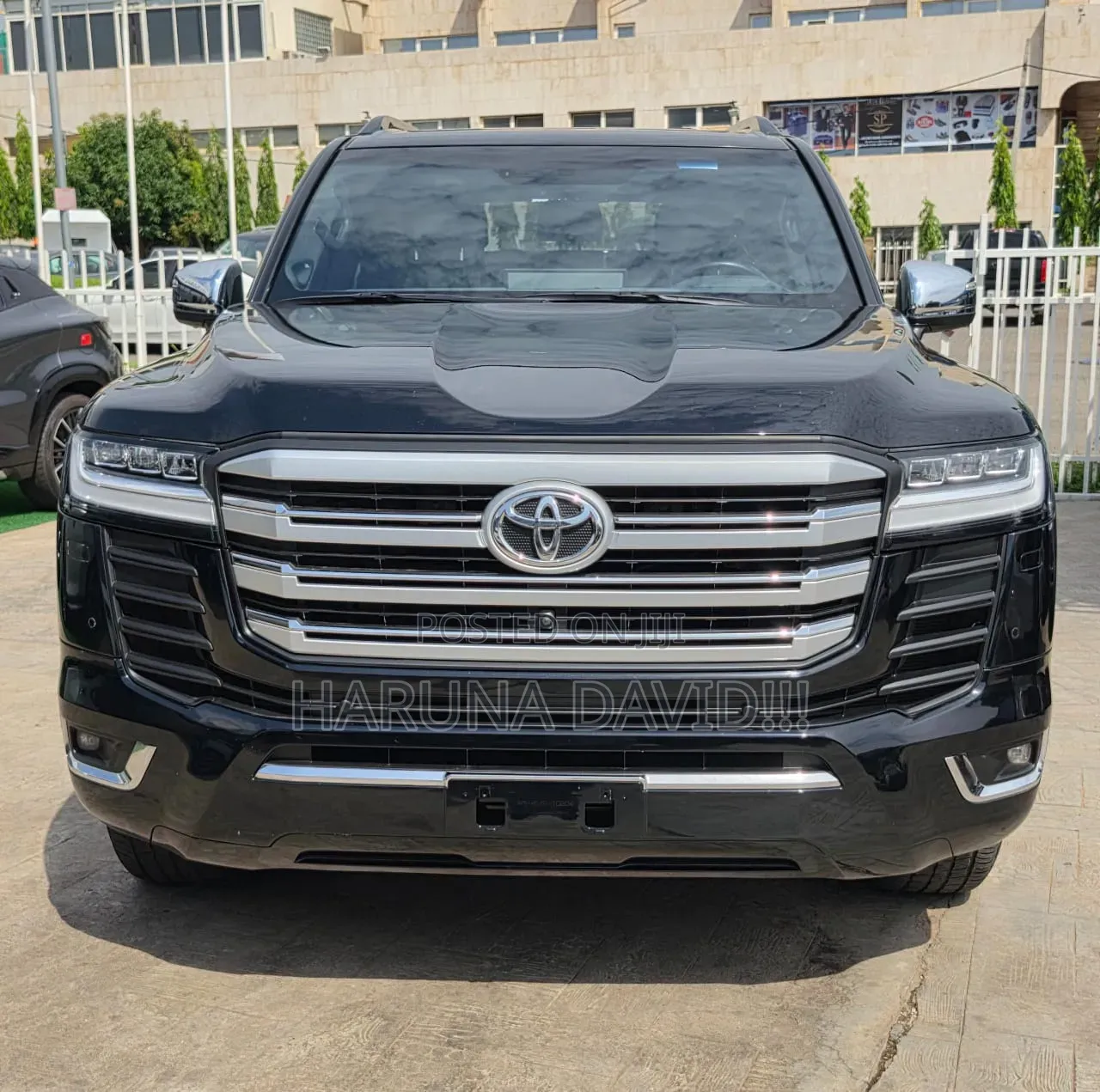 Toyota Land Cruiser LC300 2023 Black
