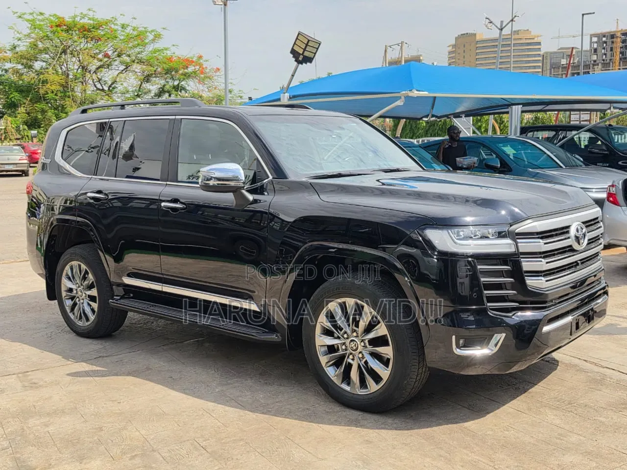 Toyota Land Cruiser LC300 2023 Black