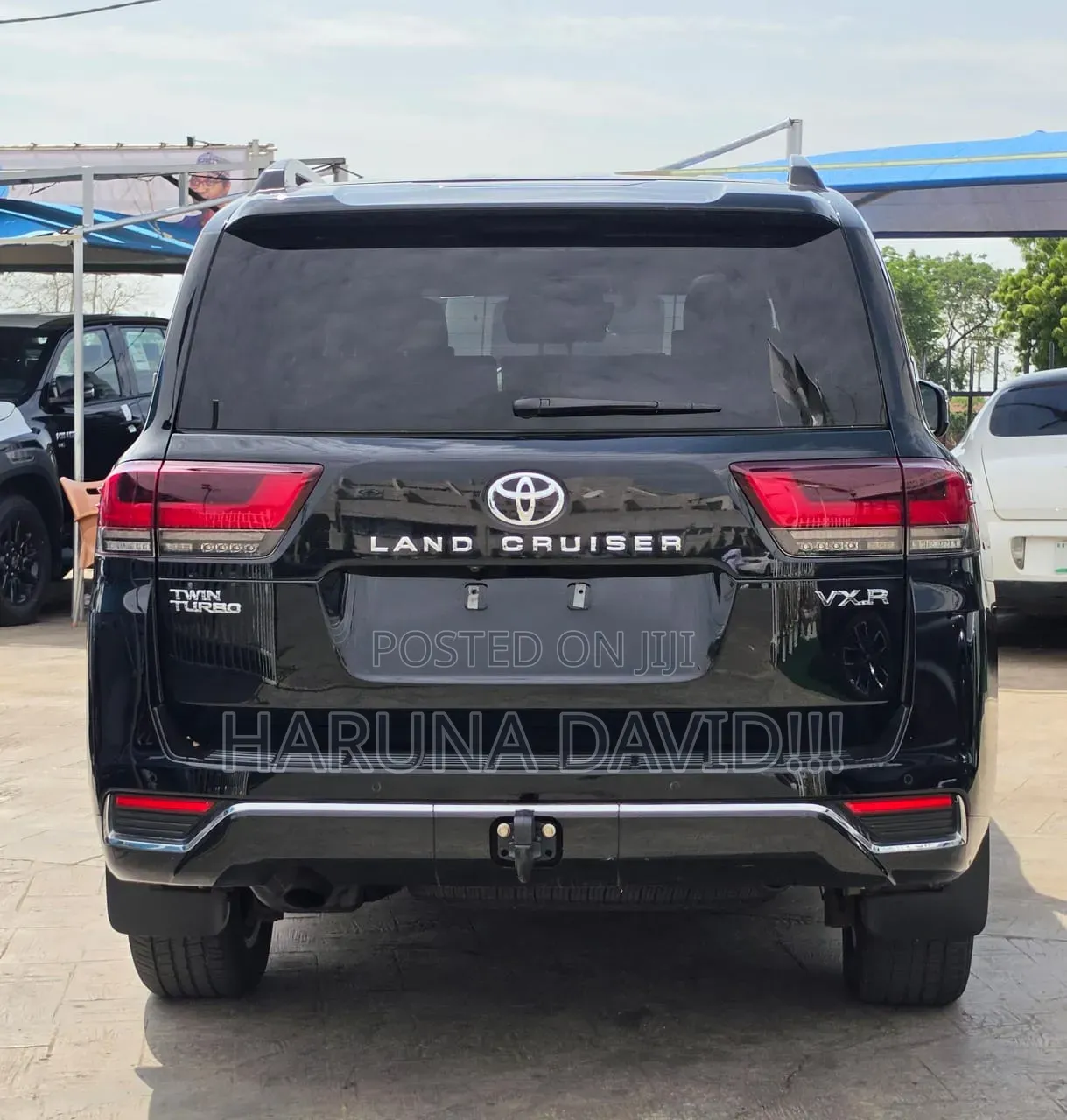 Toyota Land Cruiser LC300 2023 Black