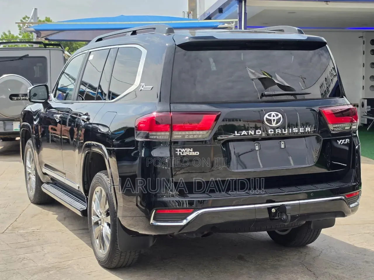 Toyota Land Cruiser LC300 2023 Black