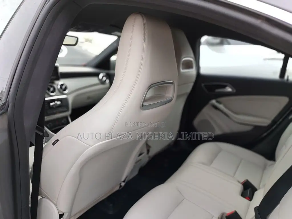 Mercedes-Benz CLA-Class CLA 250 Sedan 2014 Gray