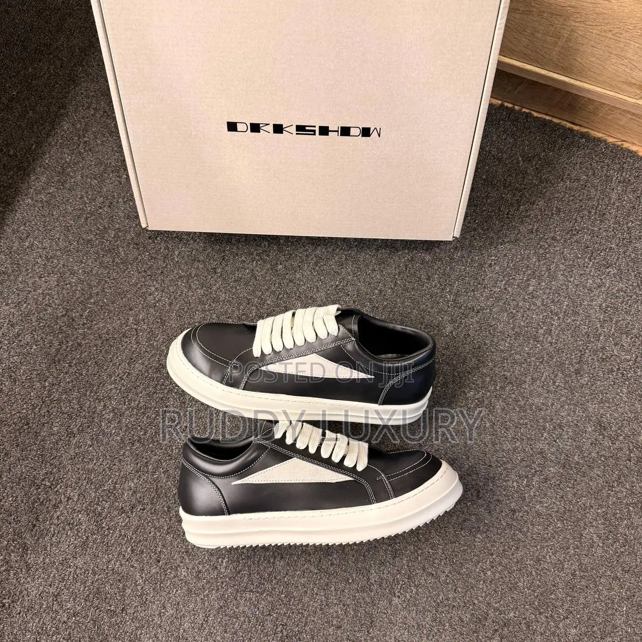 Rick Owen’S Vintage Low "Black Nubuck”/Buy One Get a Free Sock