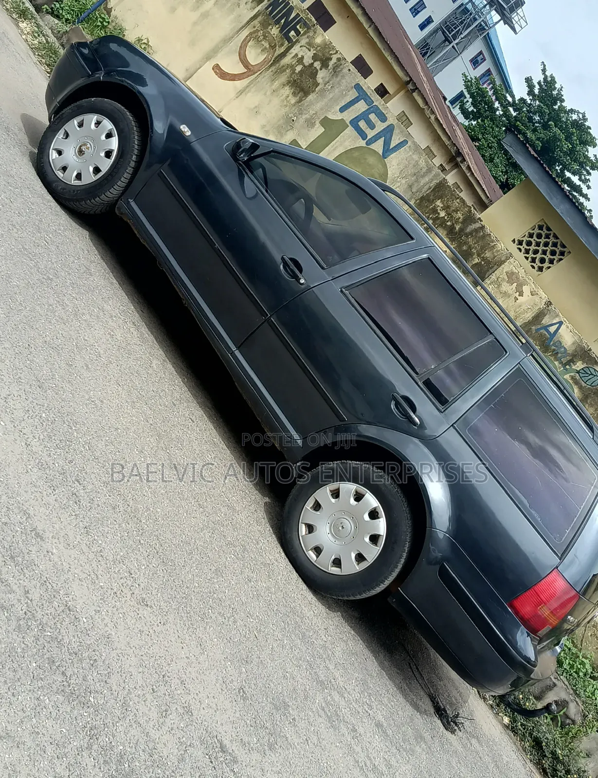 Volkswagen Golf 2004 Blue