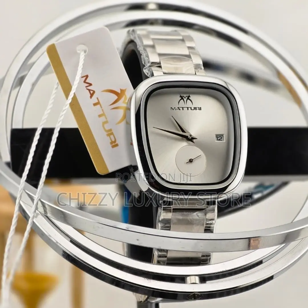 Matturi Quality Luxury Ladies Chain Strap Wristwatch
