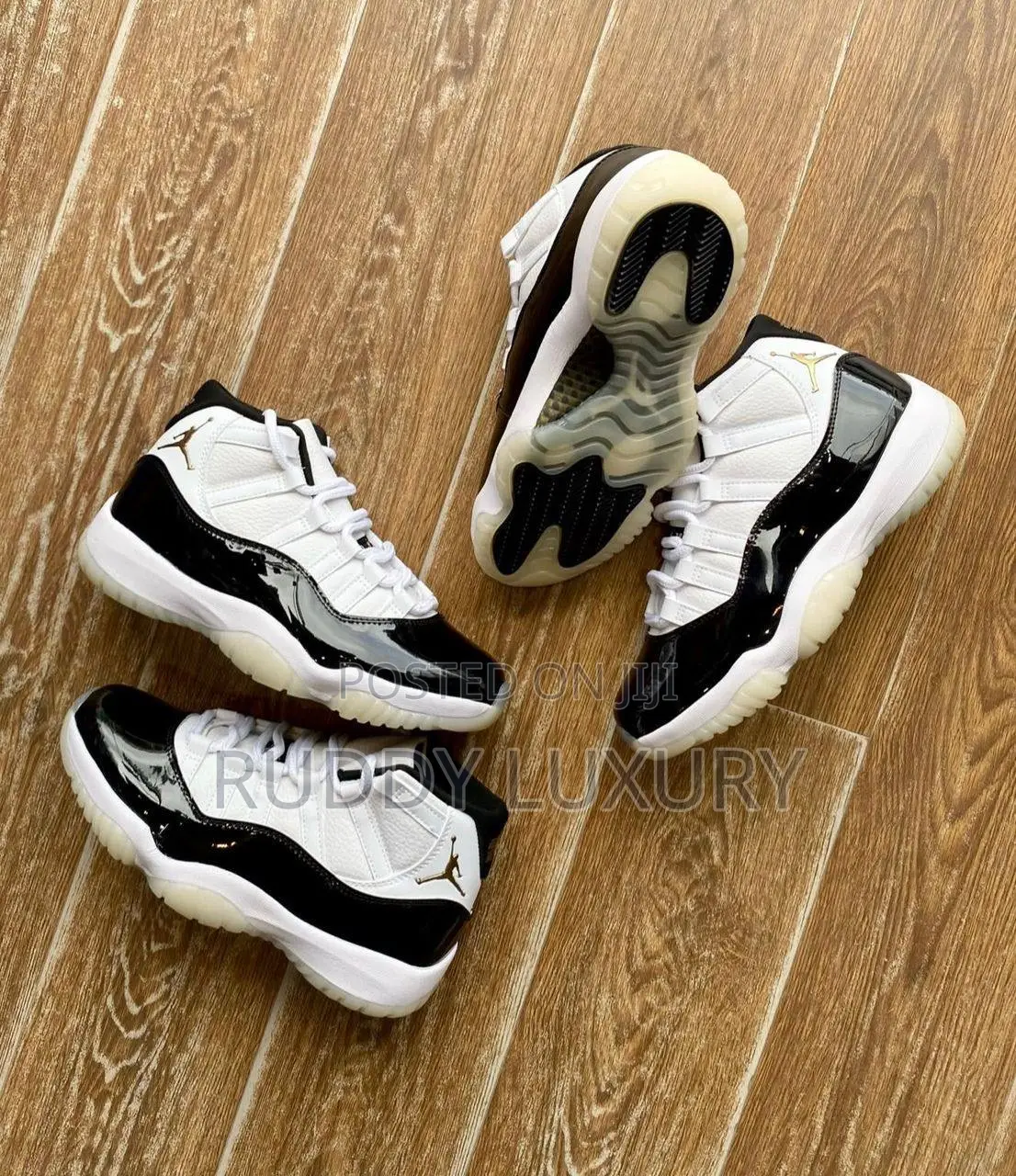 Air Jordan 11 Retro "Gratitude” /Buy One Get a Free Sock