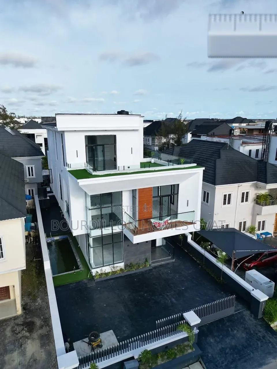 5bdrm Duplex in Megamound Lekki for sale