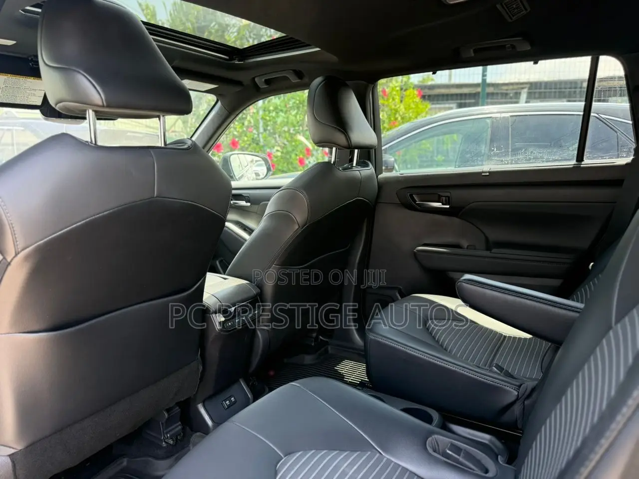 Toyota Highlander XSE 2021 Blue