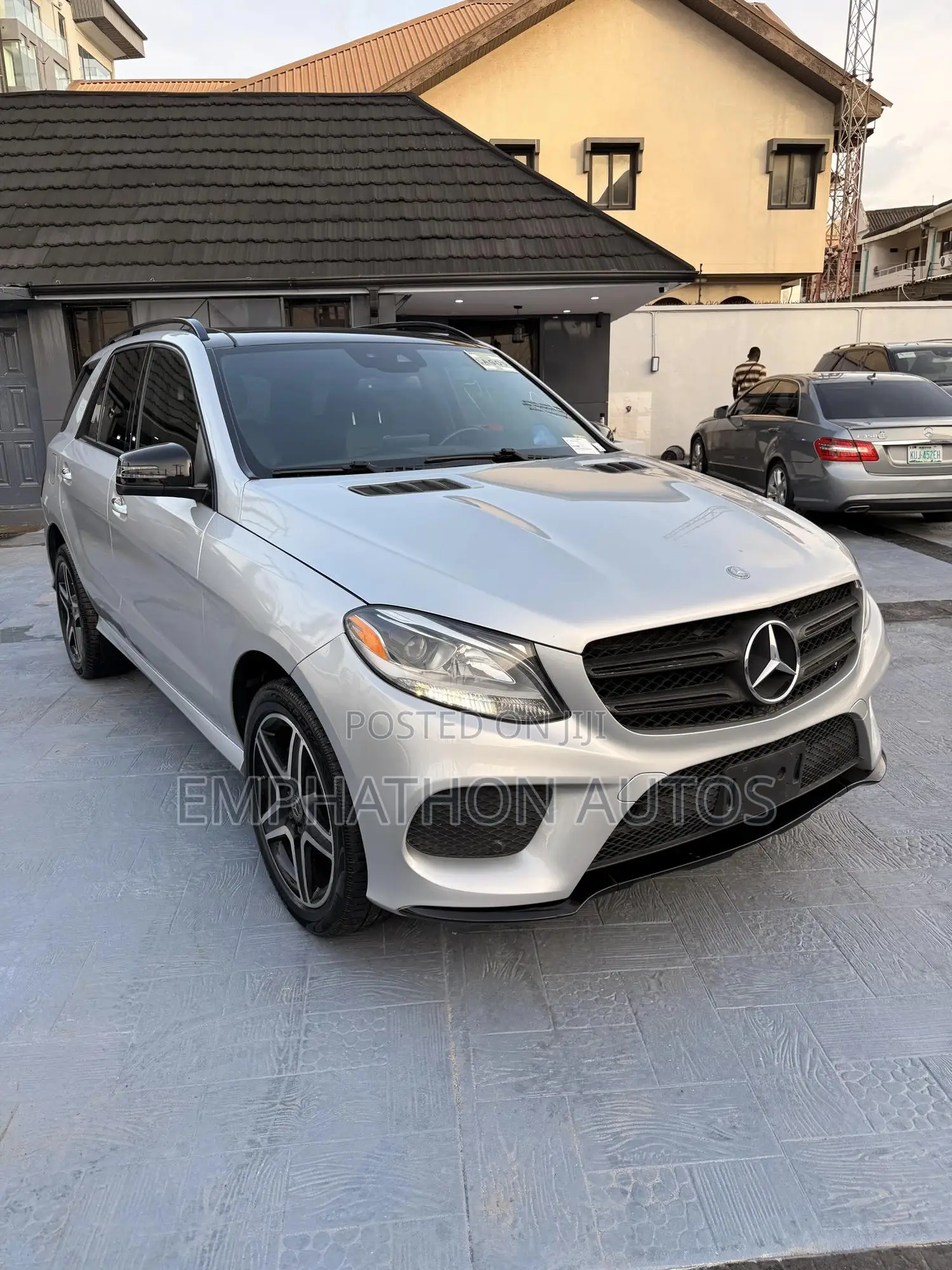 Mercedes-Benz GLE-Class GLE 350d 4MATIC 2017 Silver