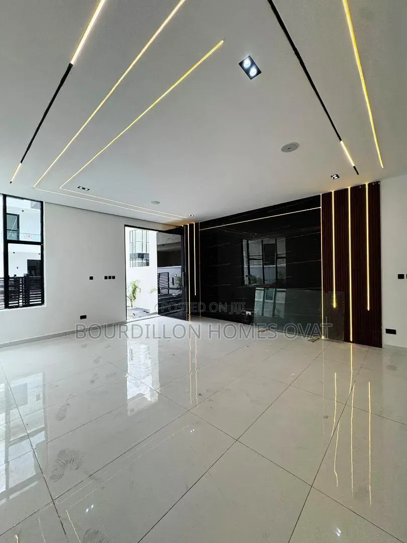 4bdrm Duplex in Orchid Lekki Lagos for sale