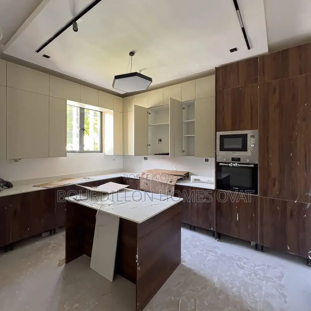 5bdrm Duplex in Ikoyi Lagos for sale