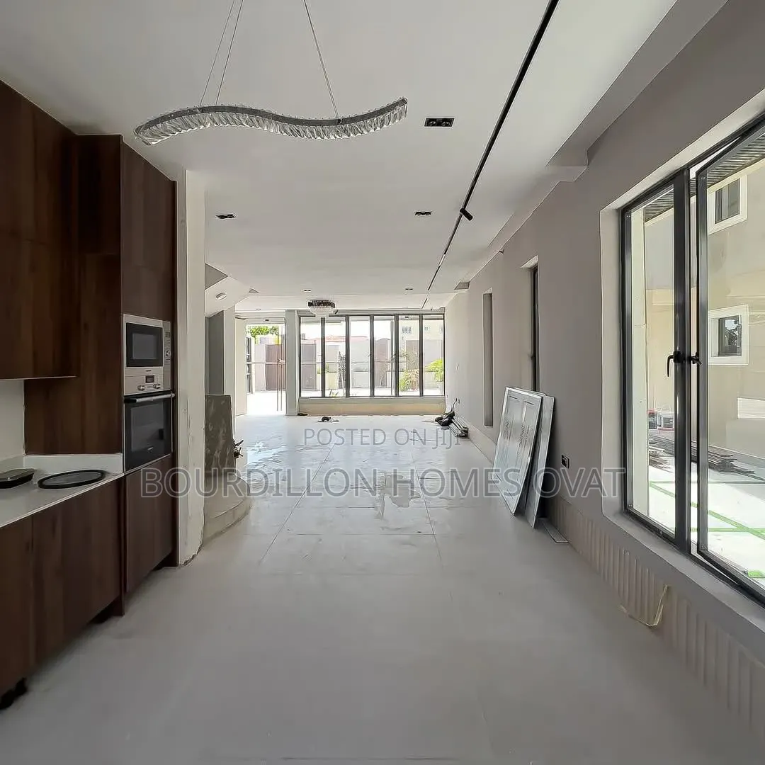 5bdrm Duplex in Ikoyi Lagos for sale
