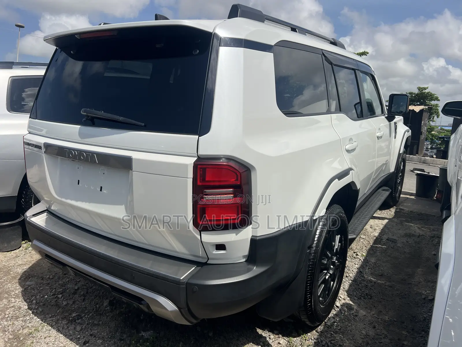 Toyota Land Cruiser 2024 White