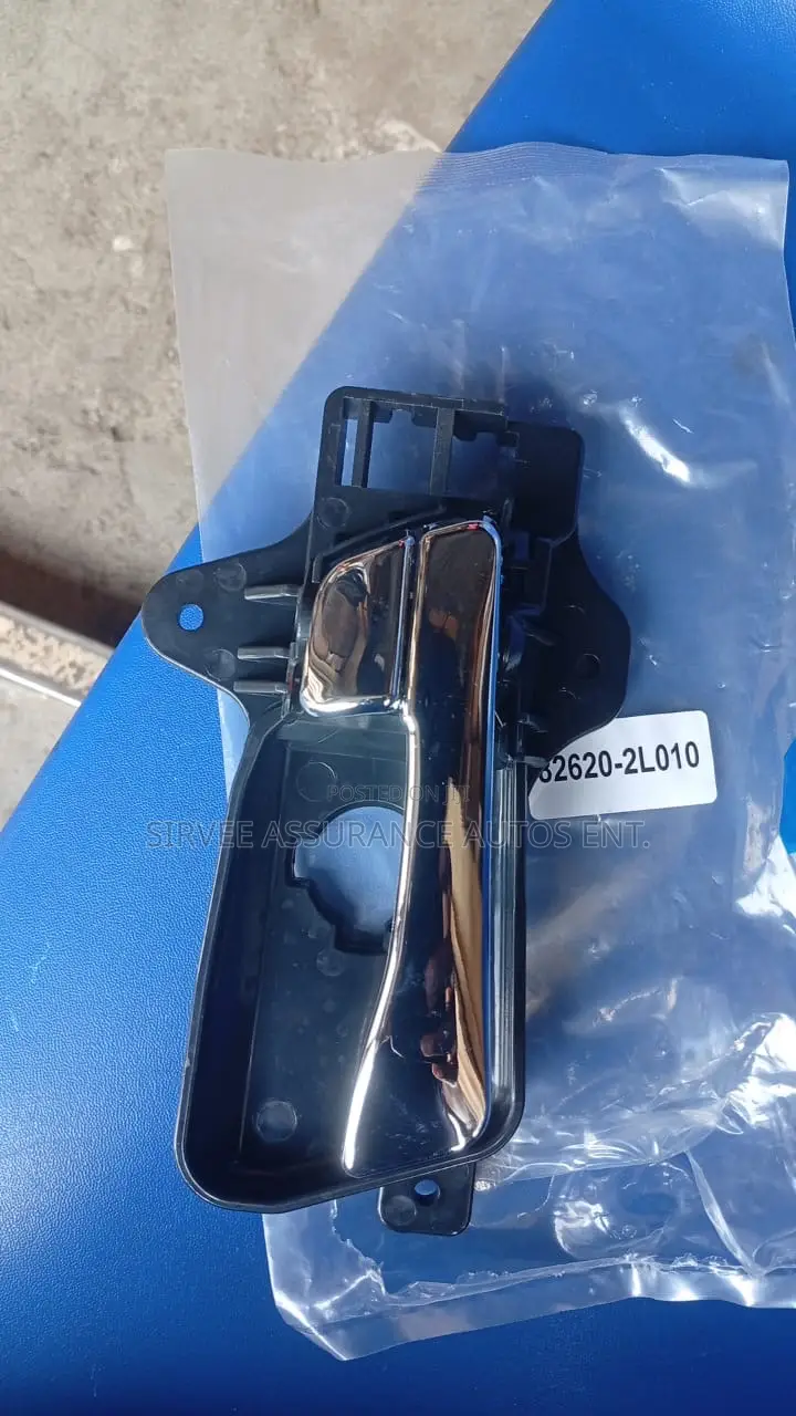 Inner Door Handles Hyundai Elentra Touring 012
