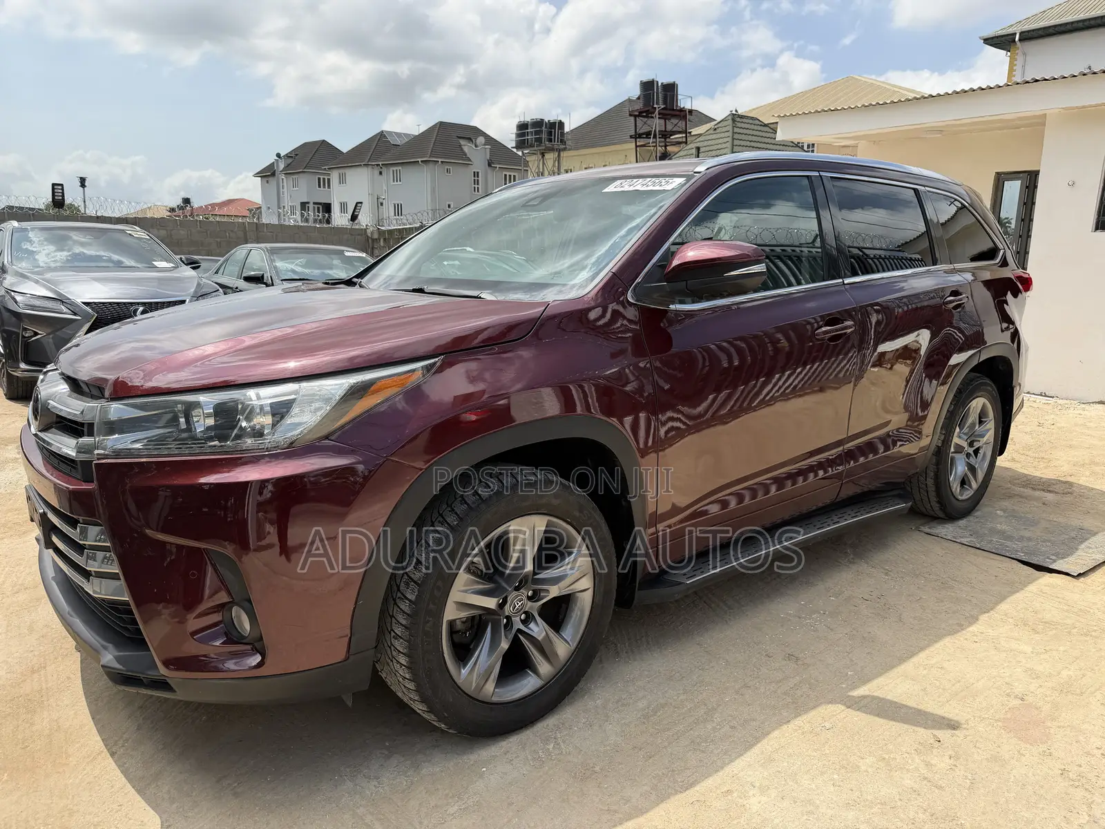 Toyota Highlander Limited 4x4 V6 (3.5L 6cyl 8A) 2017