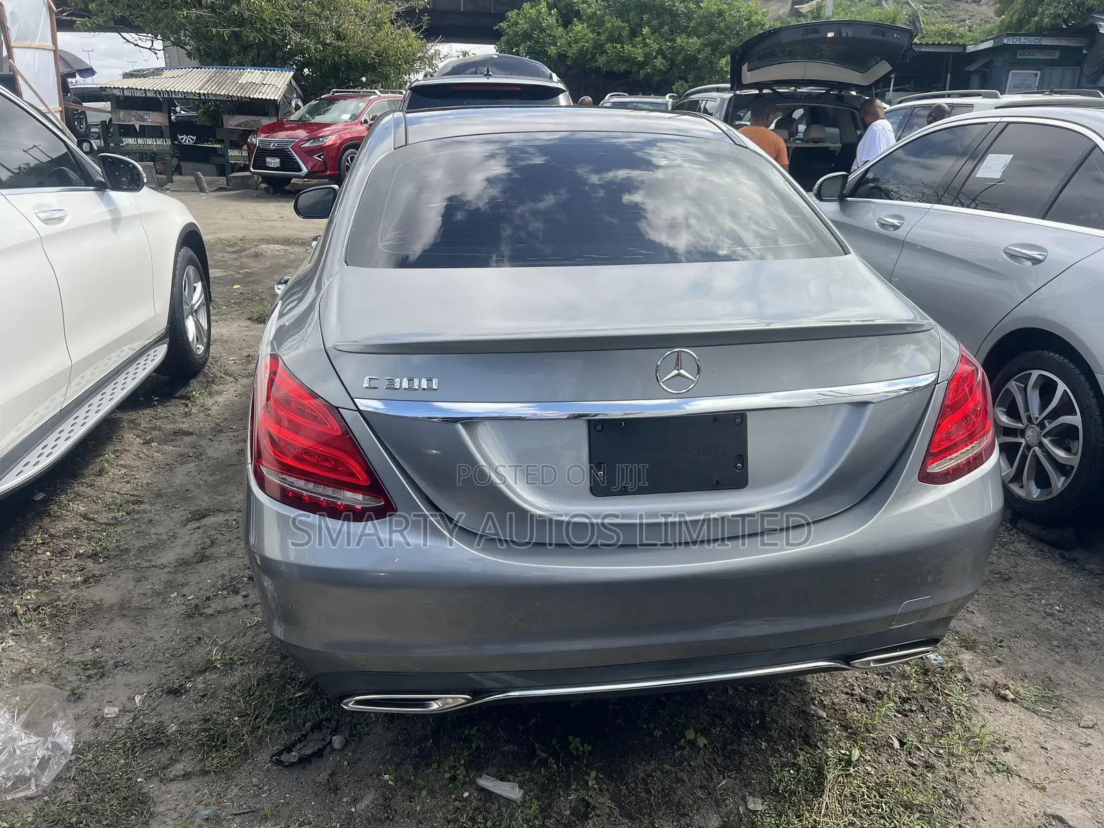 Mercedes-Benz C300 2016 Gray