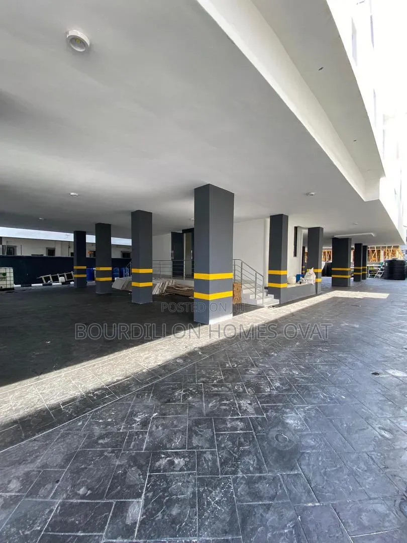 1bdrm Apartment in Ologolo Lekki Lagos for sale