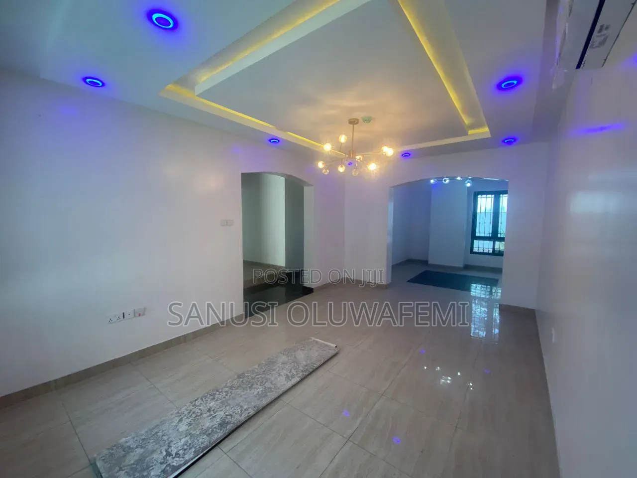 4bdrm Duplex in Banana Island for rent