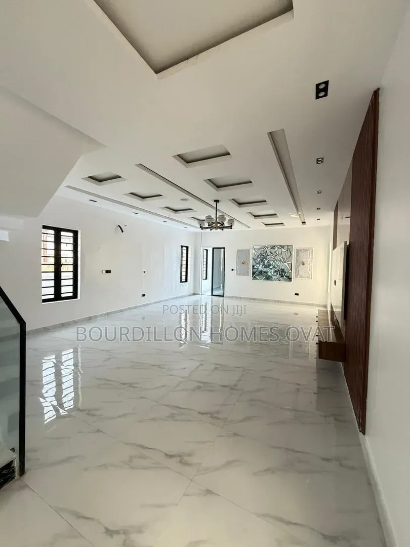 5bdrm Duplex in Orchid Lekki Lagos for sale