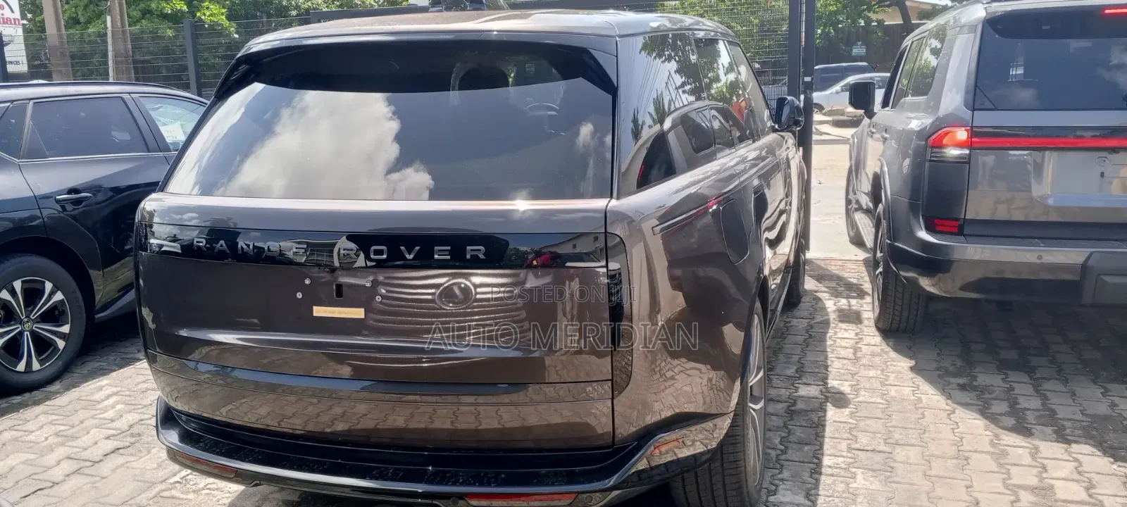 New Land Rover Range Rover P400 SE SWB 2026 Brown