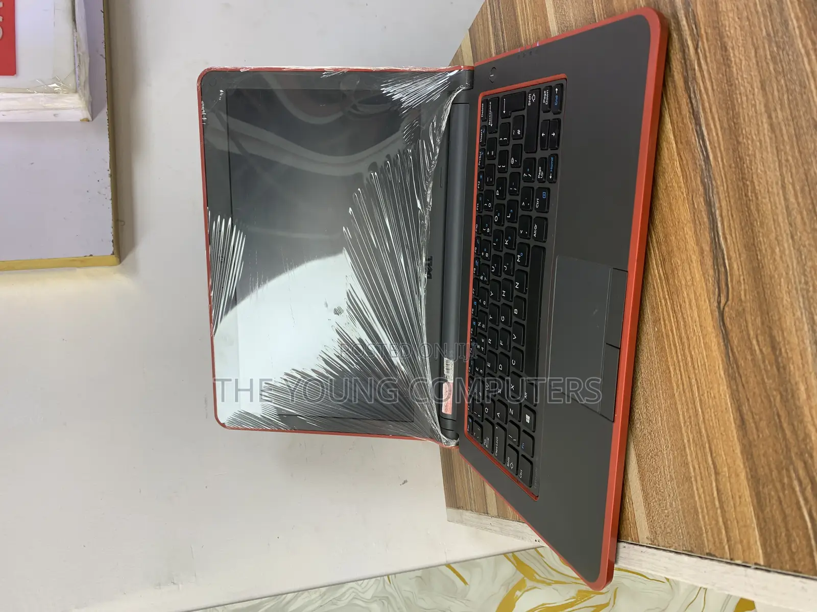 Laptop Dell Latitude 3350 4GB Intel Core i3 HDD 500GB