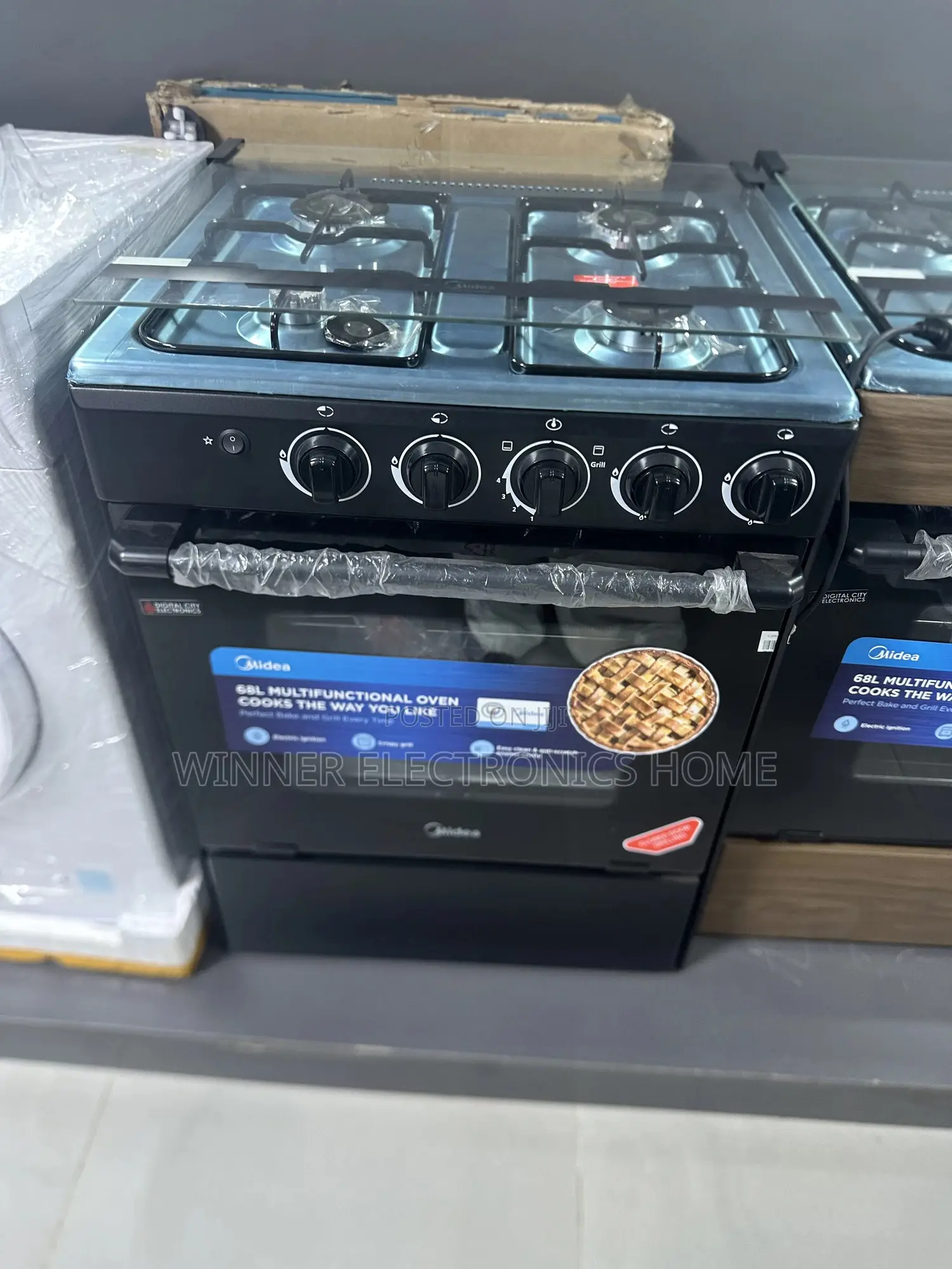 Midea Gas Cooker 60 by 60 With Grill and Oven