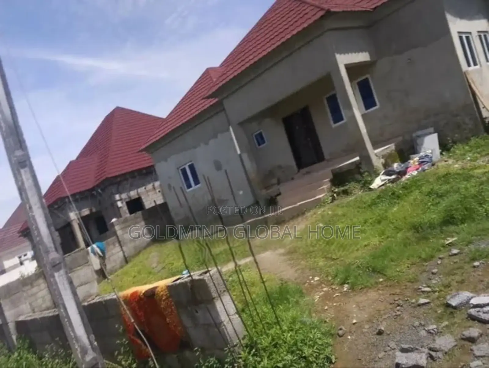 3bdrm Bungalow in Lugbe - Abuja, FHA for sale