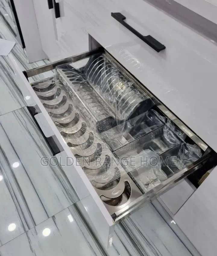 Drawer Pull Out Plates Racks