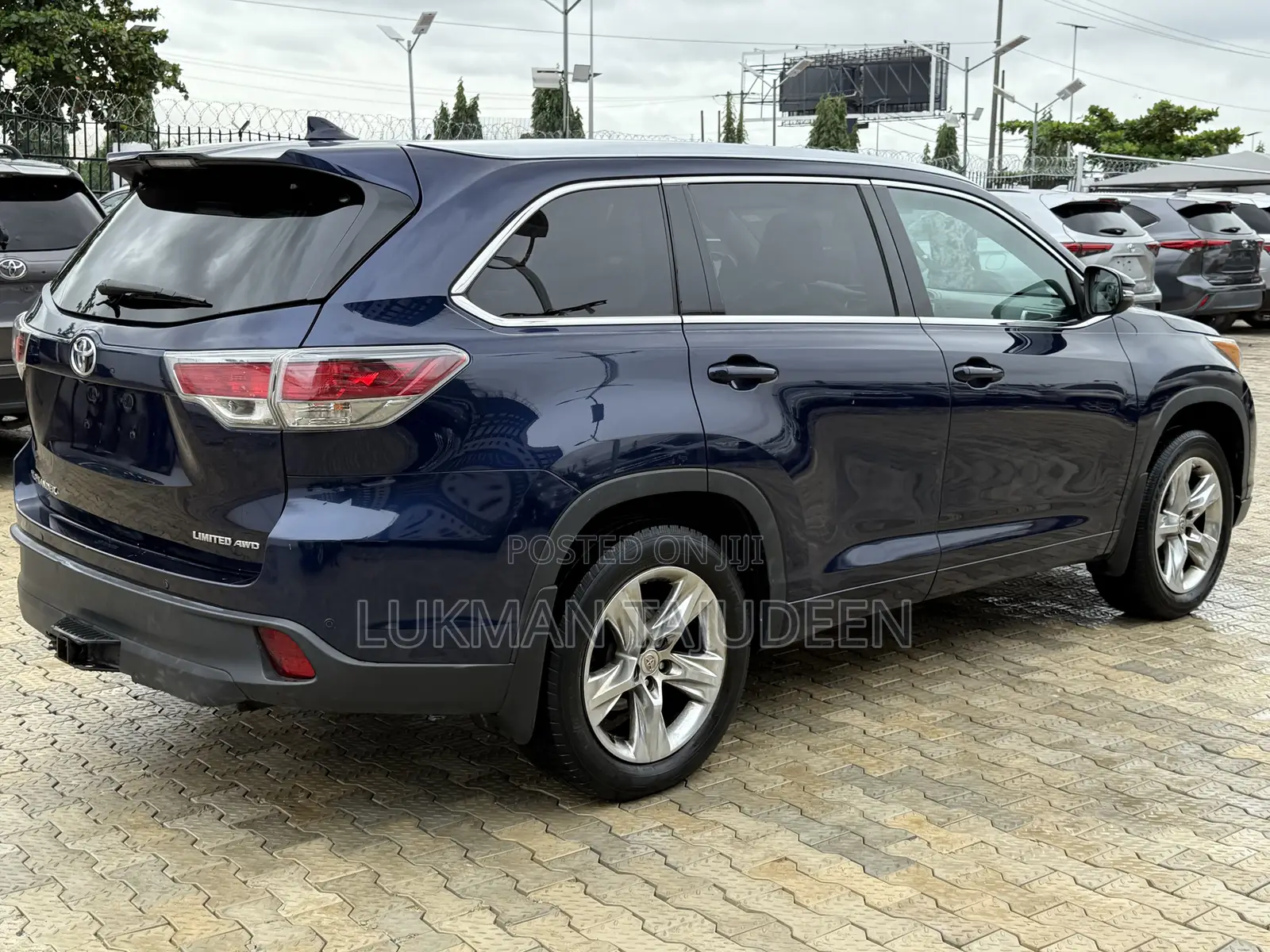 Toyota Highlander Limited 4dr SUV AWD (3.5L 6cyl 6A) 2015 Blue