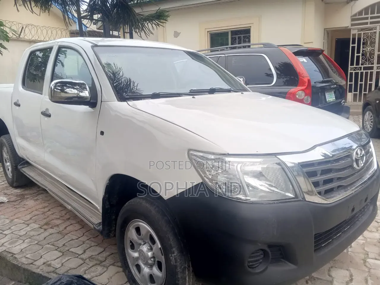 Toyota Hilux 2015 White