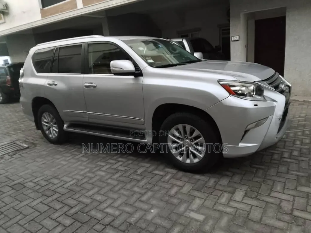 Lexus GX 460 Luxury 2016 Silver