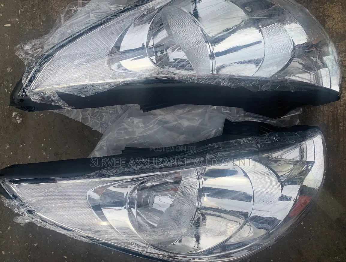 Headlights Hyundai Ix35 2014