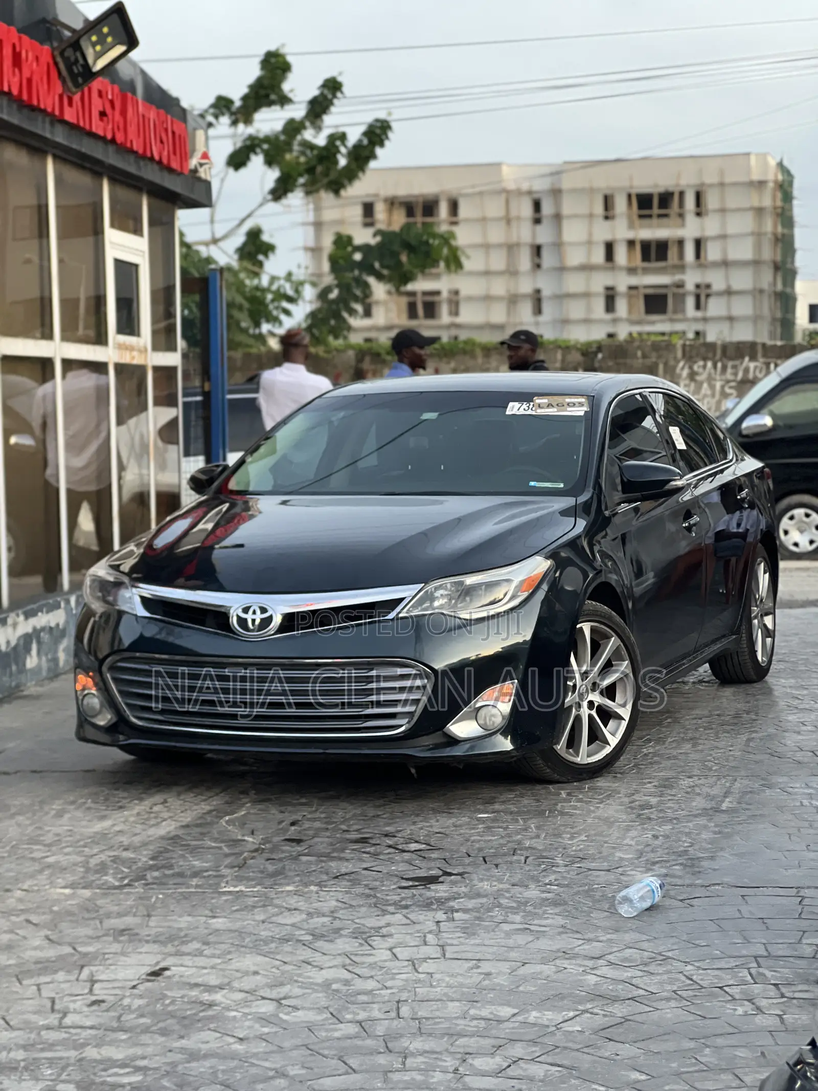 Toyota Avalon XLE Premium 4dr Sedan (3.5L 6cyl 6A) 2015 Green