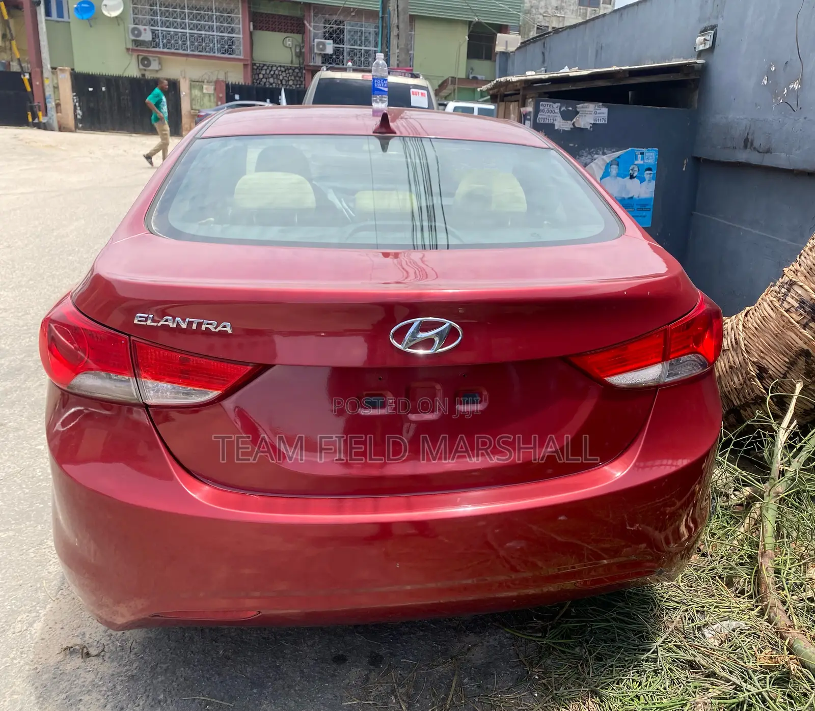 Hyundai Elantra GLS Sedan FWD (1.8L 4cyl 6A) 2013 Red