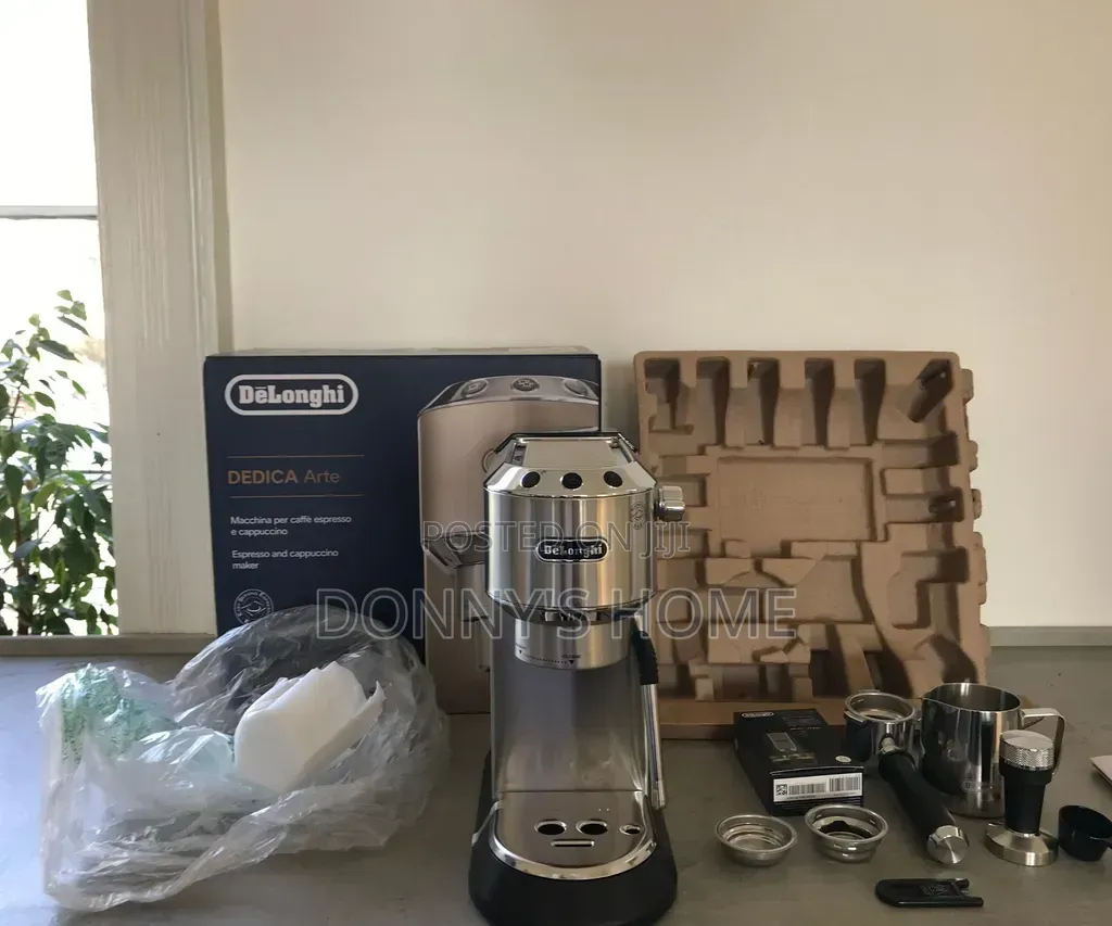 Delonghi Dedica Arte Espresso Machine
