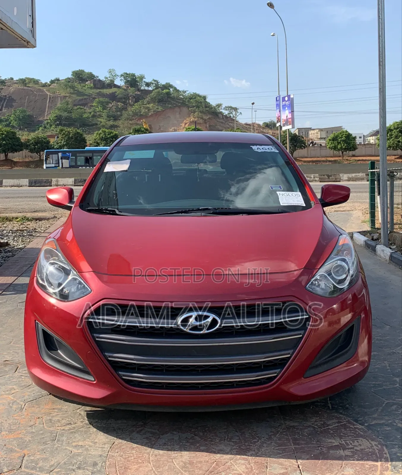 Hyundai Elantra 2016 Red