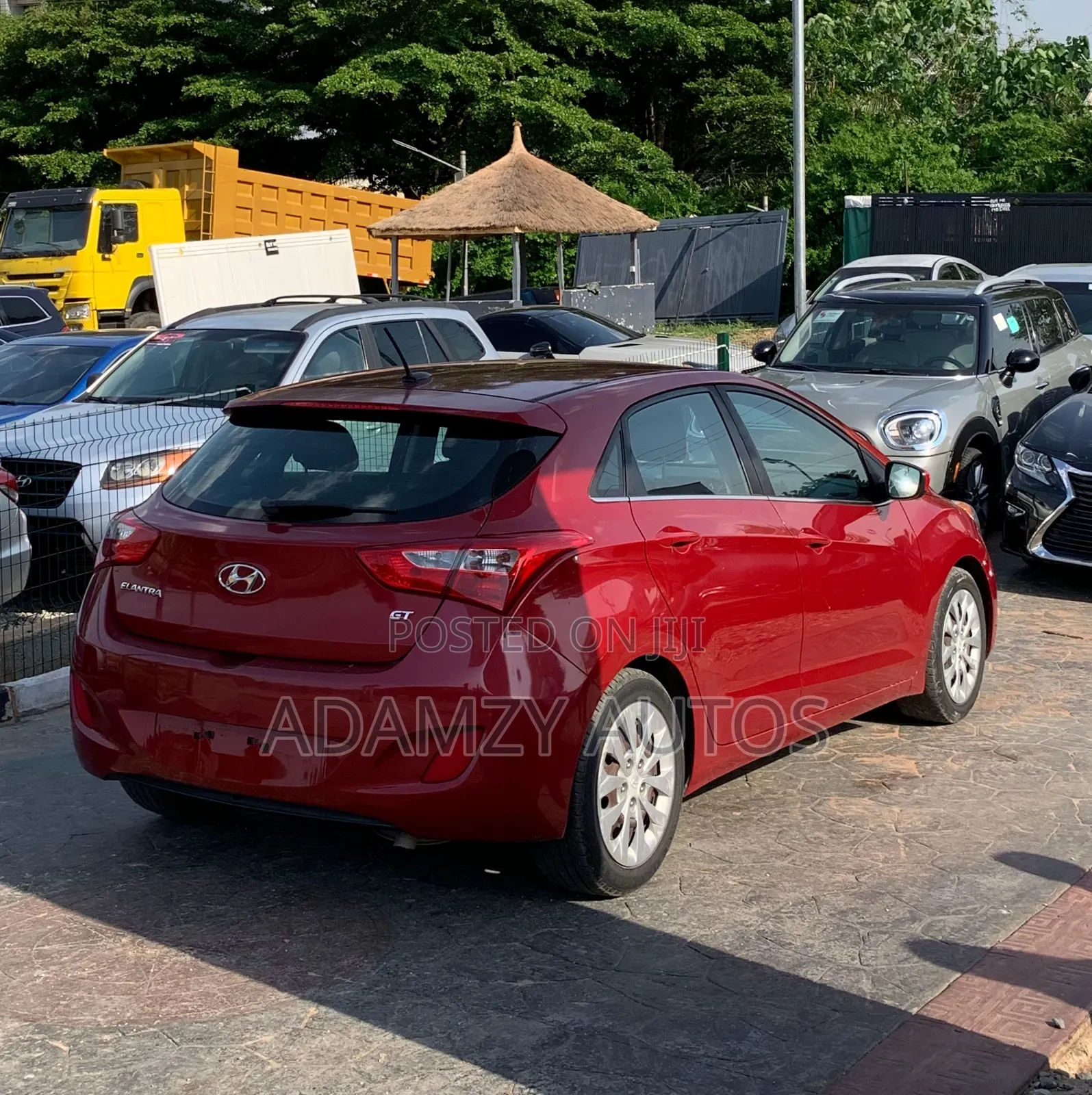Hyundai Elantra 2016 Red