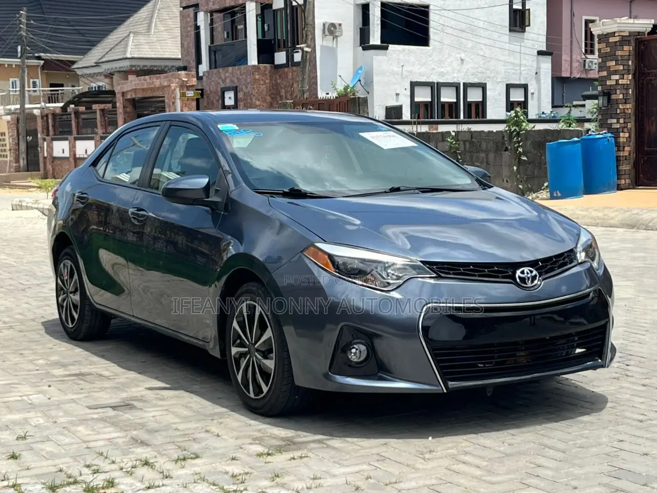 Toyota Corolla LE 4dr Sedan (1.8L 4cyl CVT) 2014 Gray