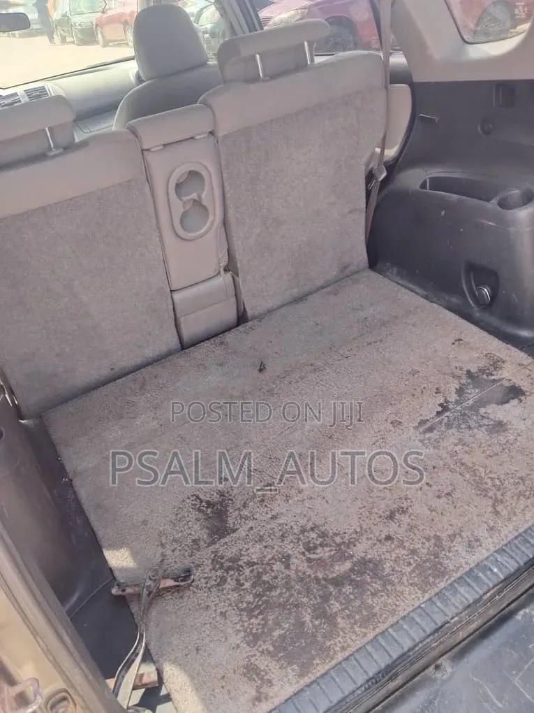 Toyota RAV4 2010 Brown